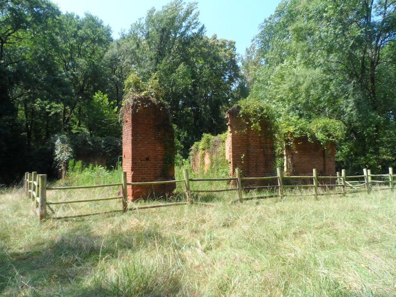 Ghosts of the Oconee: Inside the Scull Shoals&nbsp;Ruins