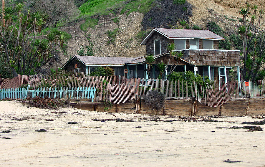 beaches-beach-house-joanne-coyle